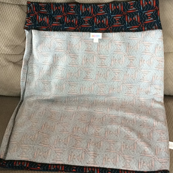 LuLaRoe Cassie skirt Size 3XL - Picture 6 of 7